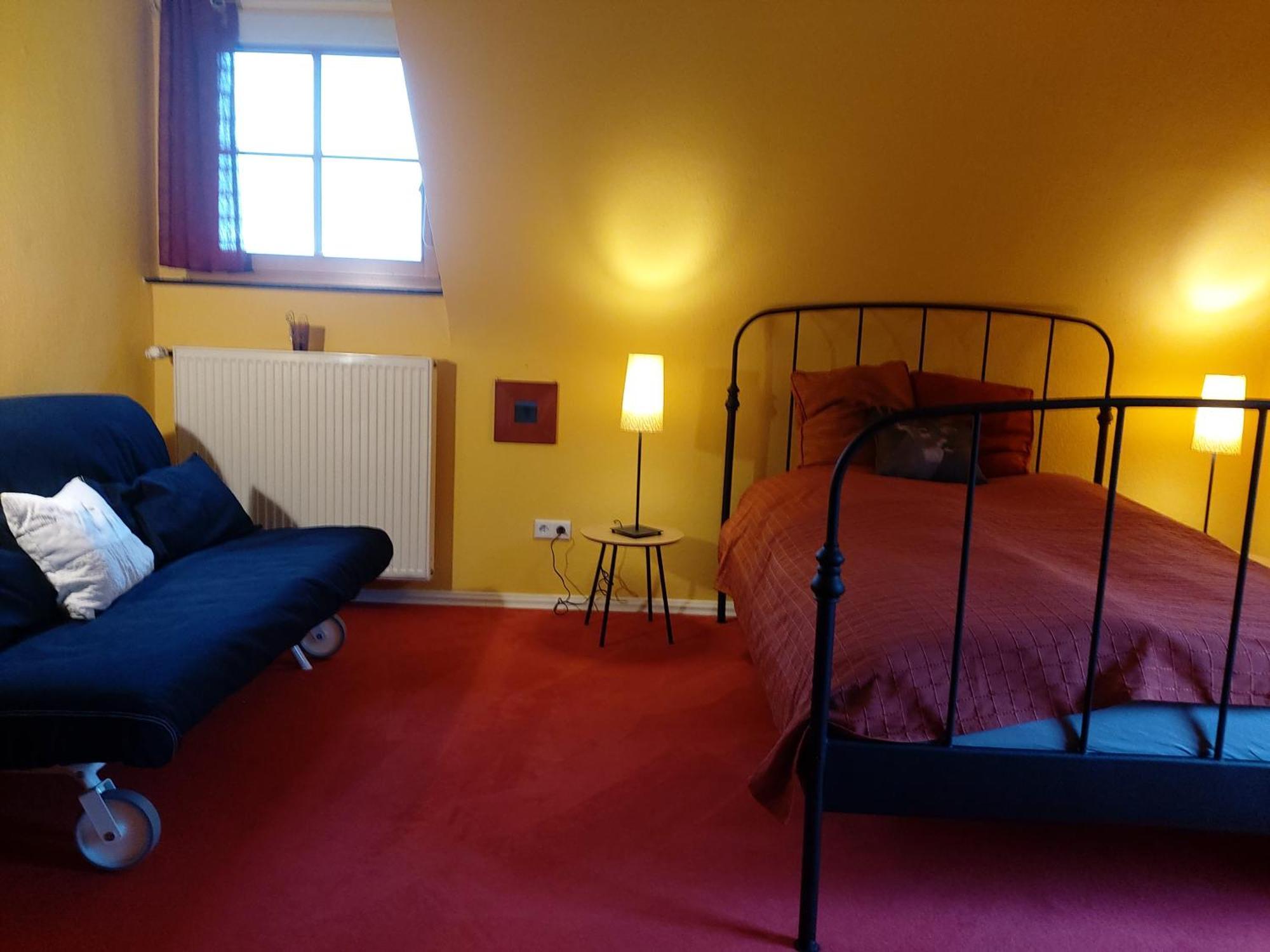 Kemenate Zimmer Gechaichnishof 7Born Maring-Noviand Esterno foto