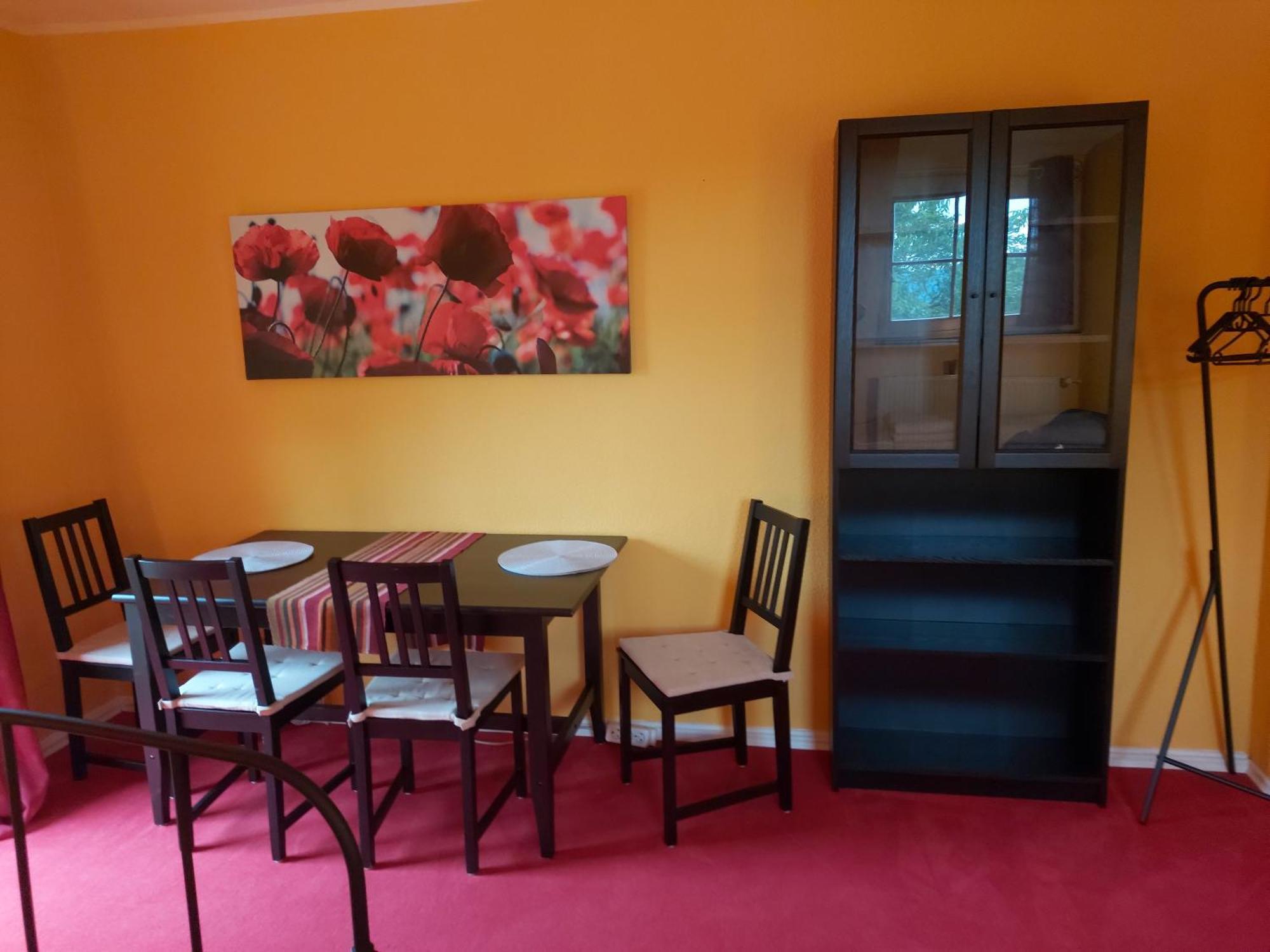 Kemenate Zimmer Gechaichnishof 7Born Maring-Noviand Esterno foto